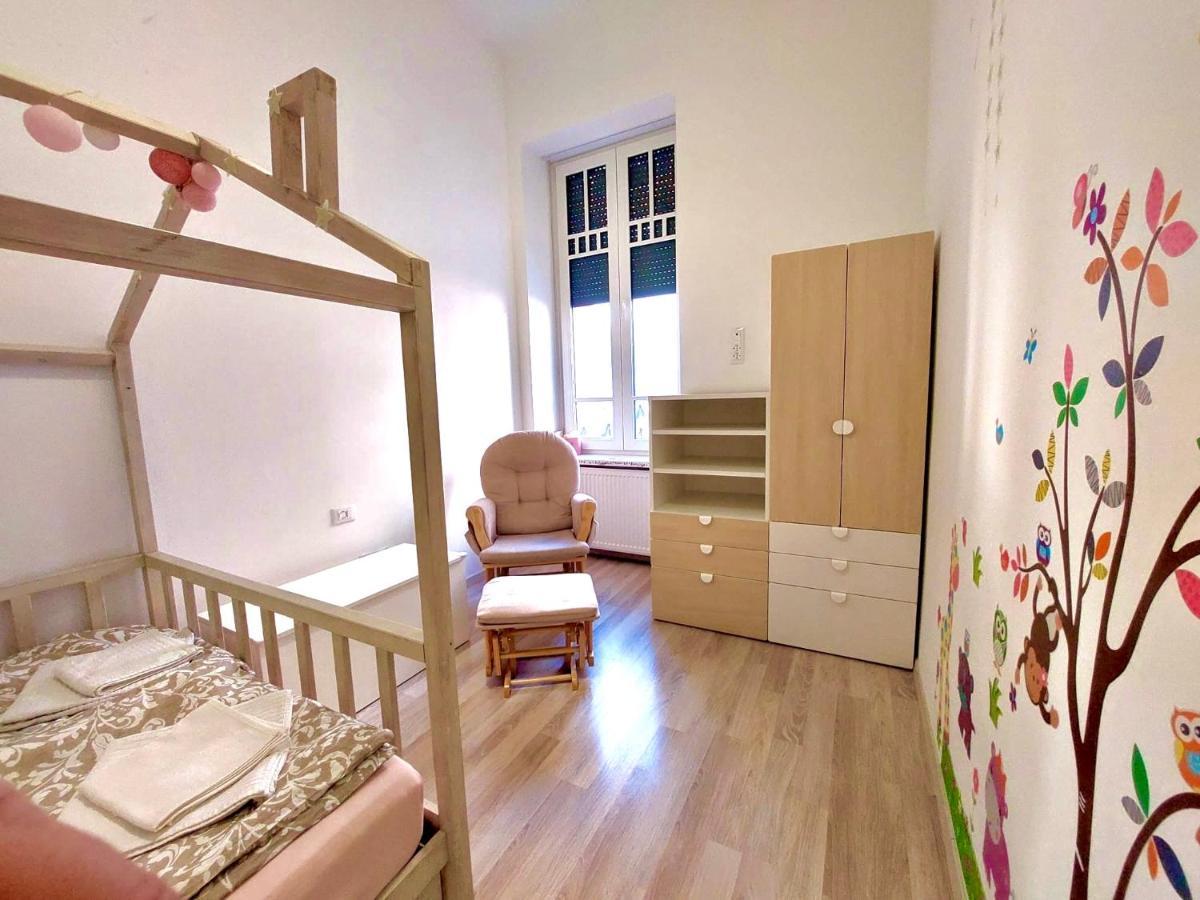 Vivi Apartment *